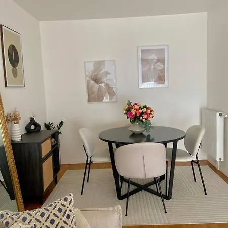 Superbe Moderne Proche De Paris Apartment *
