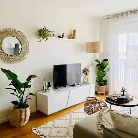 Superbe Moderne Proche De Paris Apartment